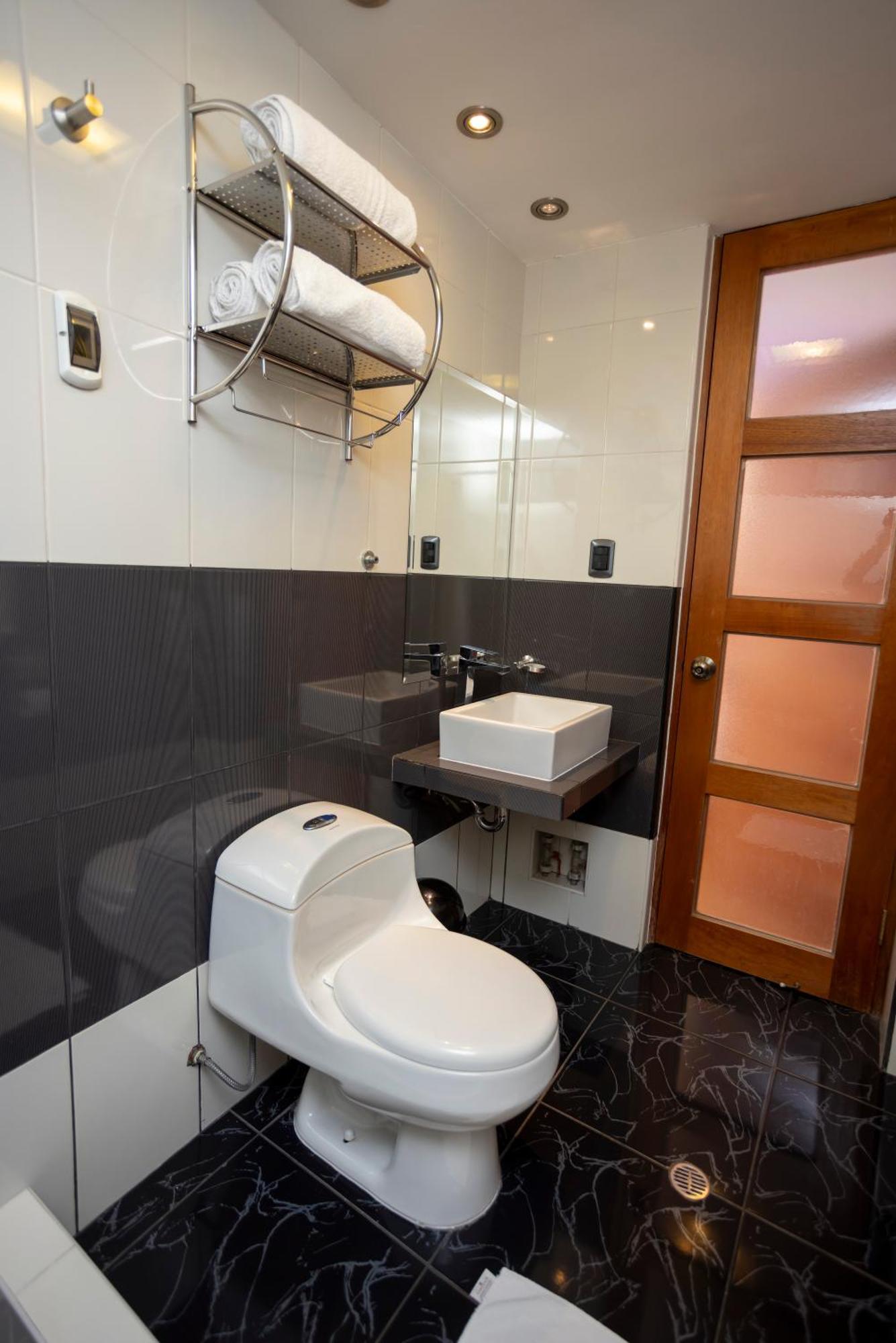 Hotel Kuska Home Mariscal กุสโก ภายนอก รูปภาพ